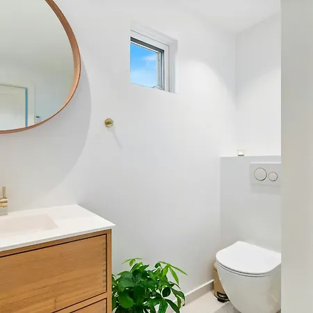 With Sea View Near Prázdninový dům