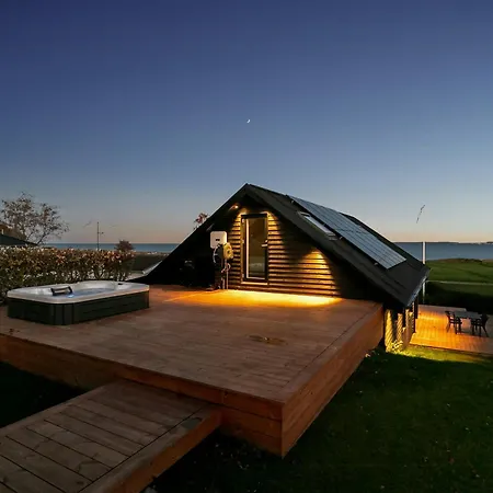 With Sea View Near Prázdninový dům *